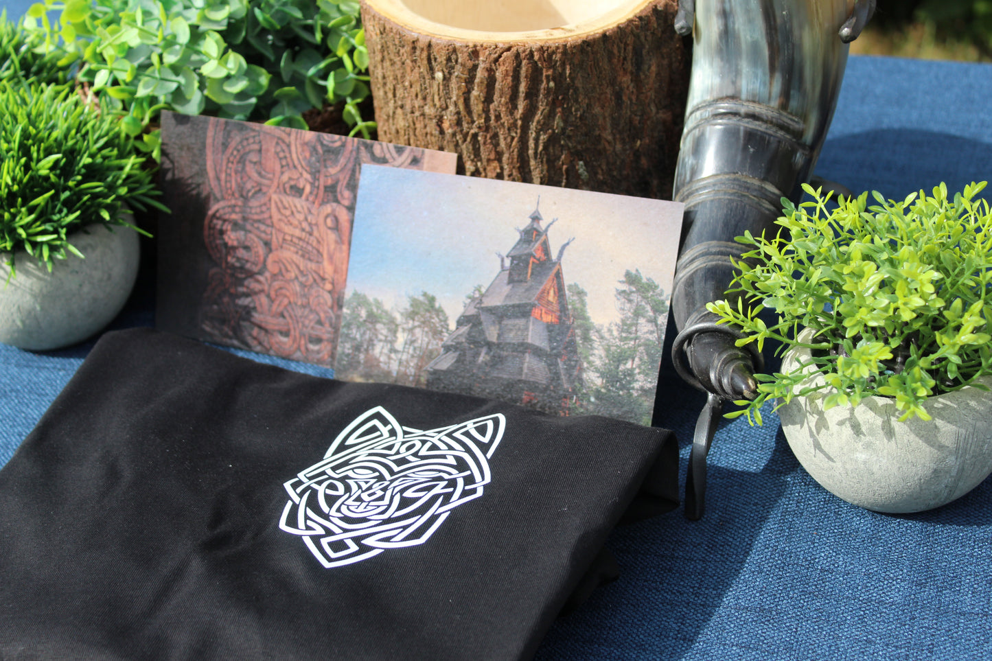 Knotwork Wolf  - Pocket - Premium Heavy Tee • By Wolf Blood